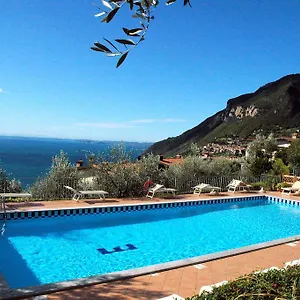 Aparthotel Erika, Tignale